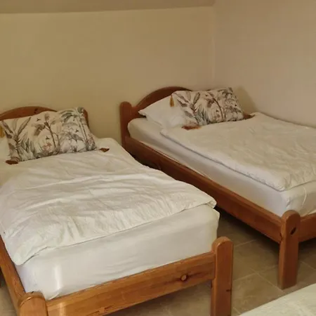 Magnolia アパート ハイデゥソボスロー